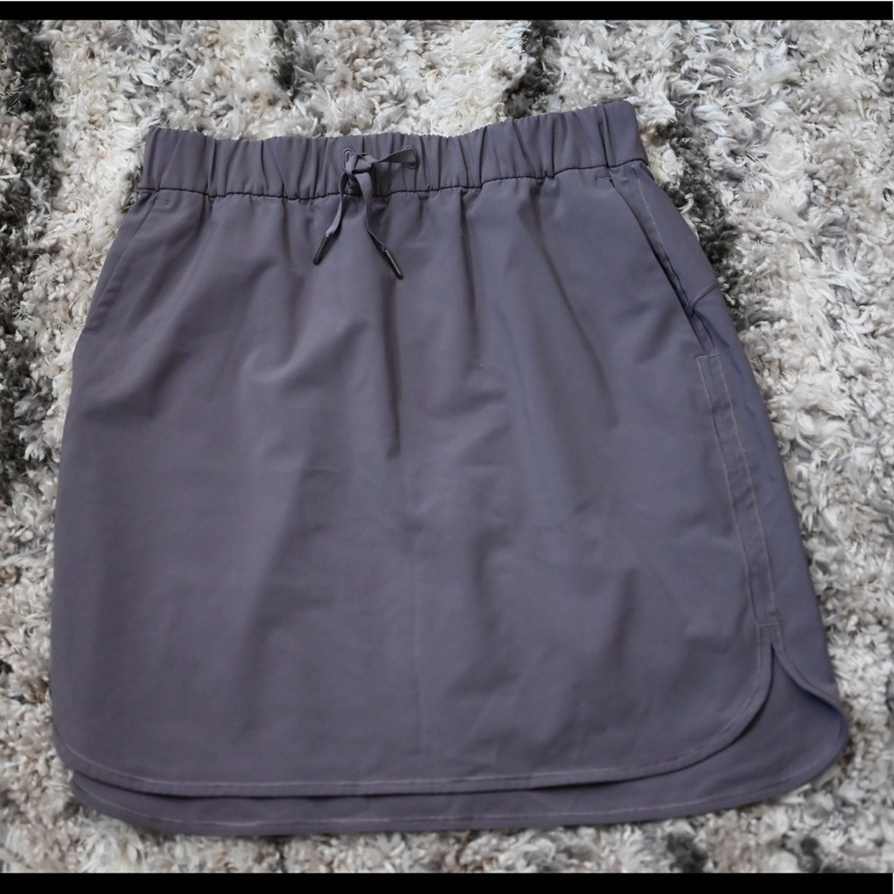 Lululemon On the Fly Skirt